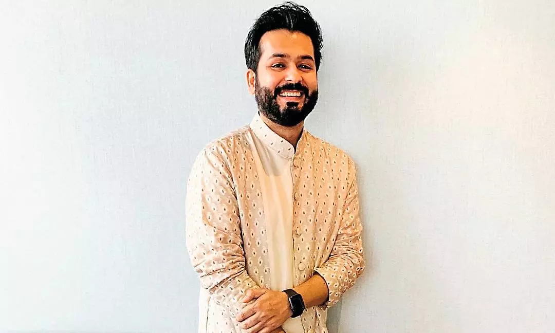 1075181 14adityadhar01