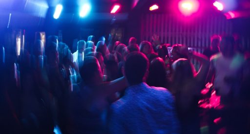 Dangerous Drugs Mafia: ಅಲ್ಲಿ ಸಿಗುವ ಡೇಂಜರಸ್ ಡ್ರಗ್ಸ್ ಯಾವುದು ಗೊತ್ತಾ? 3 » cinishodha.com post party drugs hero 1366